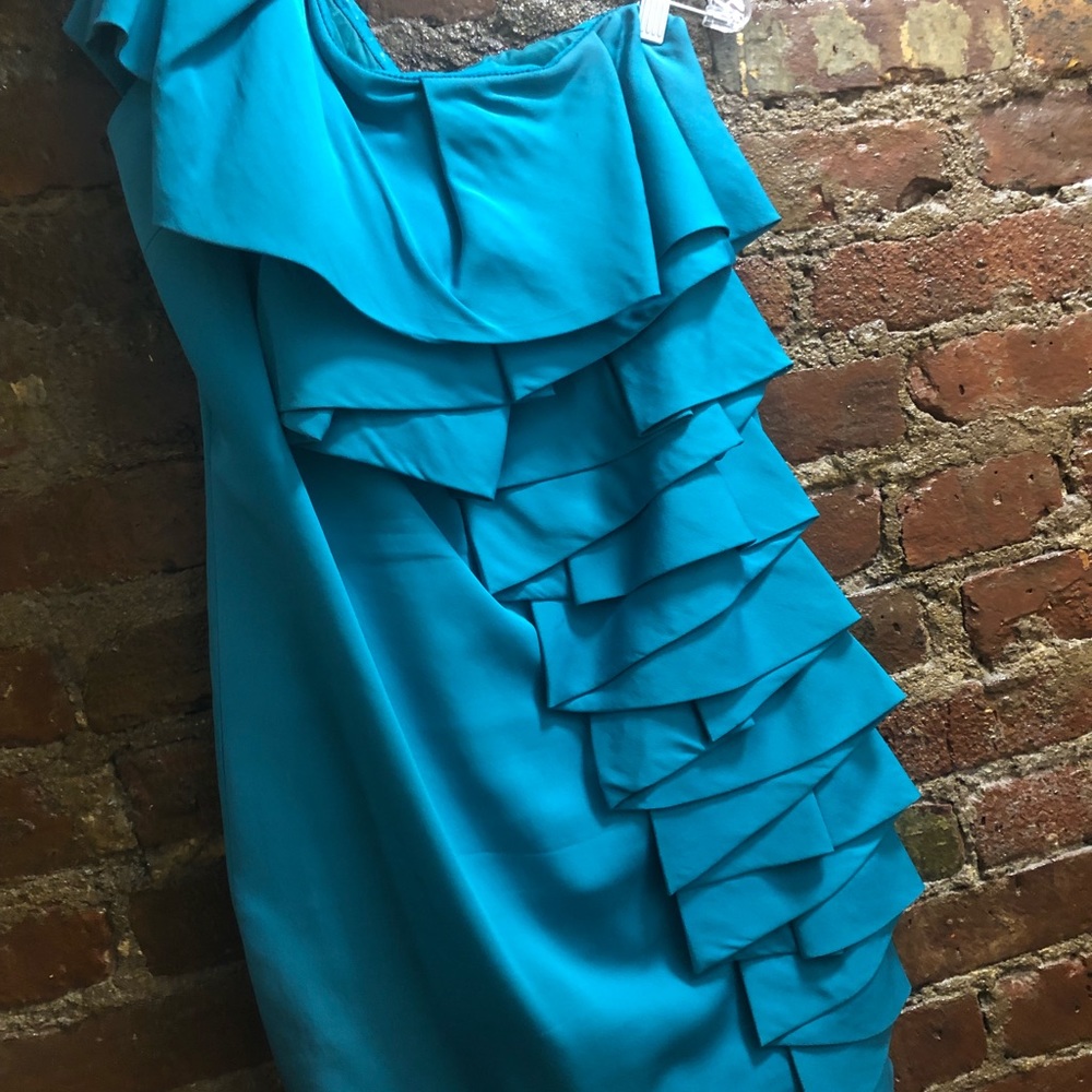 One shoulder turquoise pleated mini dress
